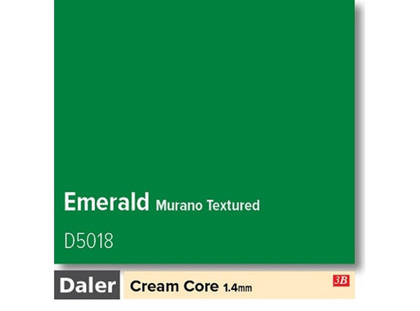 Emerald  - Daler Cream Core Murano